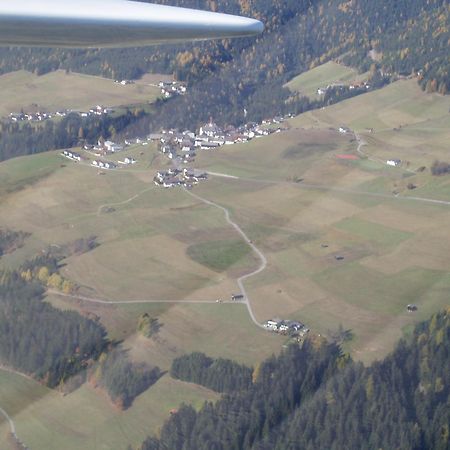 Pension Bichlgeiger Anras Exteriör bild